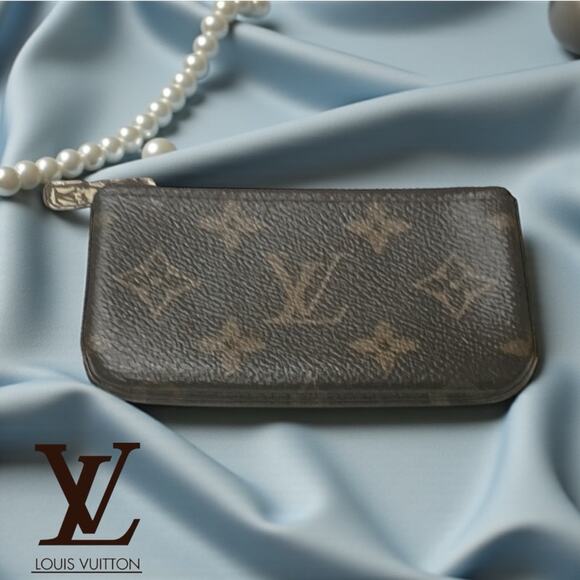 Louis Vuitton Pochette Clés Small Keychain or Coin Case ALL INCLUSIVE! - Picture 1 of 10